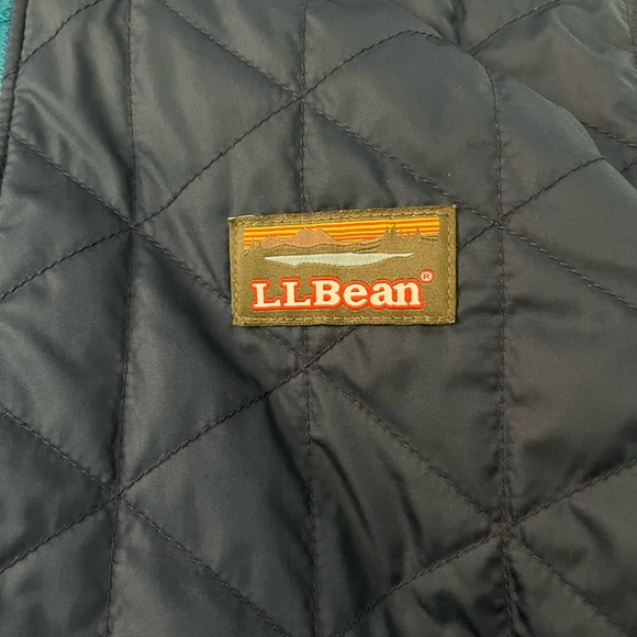 L.L. Bean Insulated Pullover - Picture 3 of 5